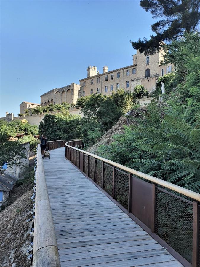 Art Lovers Apart First Floor Apartment Beziers Exterior photo